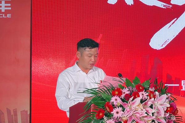 DƬ7.jpg
