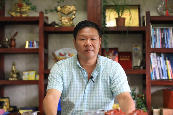 DƬ2.jpg