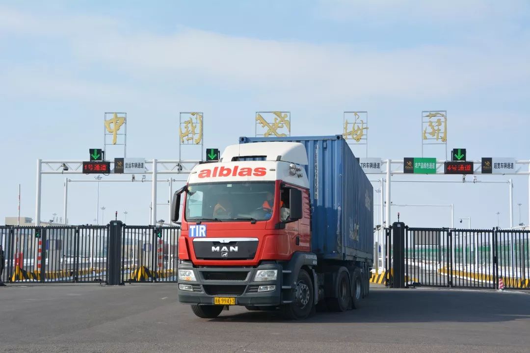 598-1Z326103A40-L.jpg
