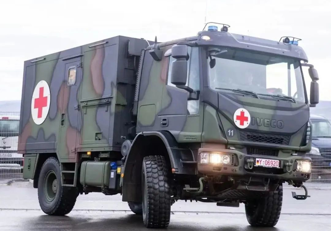 ܊ُ300vSEurocargo 4x4o(h)܇