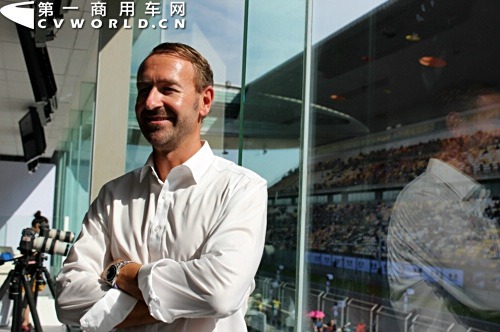 MANN\ӻ ƾÚvʷ߼