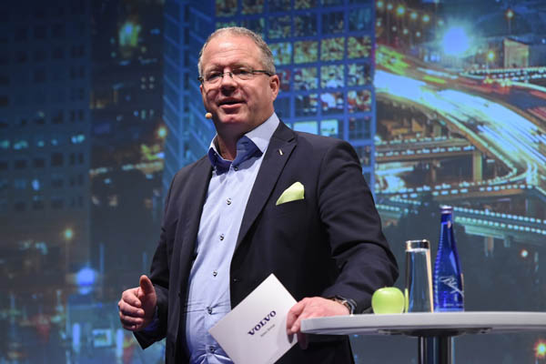 ּ֠F(tun)üϯ(zh)й R·˹̩.jpg