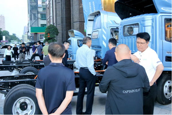 H{(ln) × ۾GԴ2166.jpg