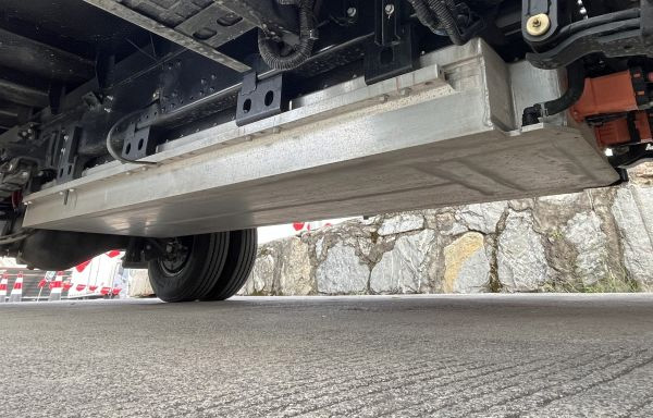 ܇֮ѡ(qing) ߳d W{(ln)EL-plusɽ^(q)vɽҰ650.jpg